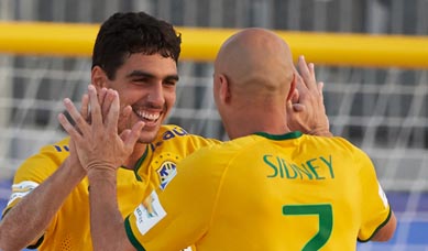 Brasil goleia Estados Unidos na estreia da Copa Intercontinental em Dubai
