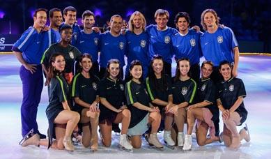 Patinadores encantam público no segundo dia de apresentação de Estrelas da Patinação – Astros do Gelo