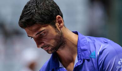 Bellucci perde match points e sofre virada na estreia do Brasil Open 2015