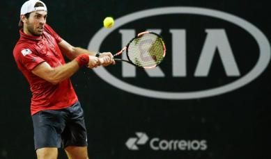 Clezar vence italiano no primeiro dia do ATP Challenger Tour Finals